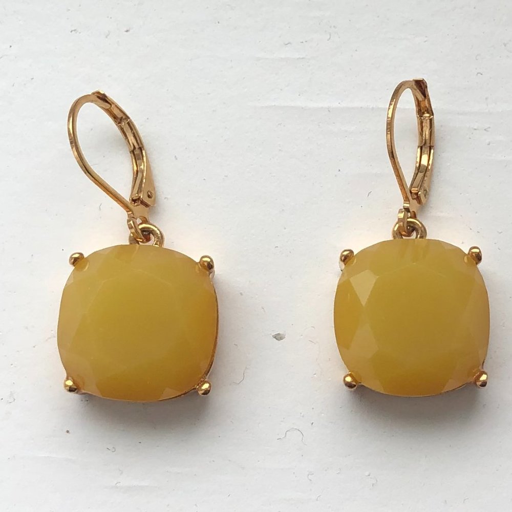 Joan Rivers Dangling yellow lever back Earrings